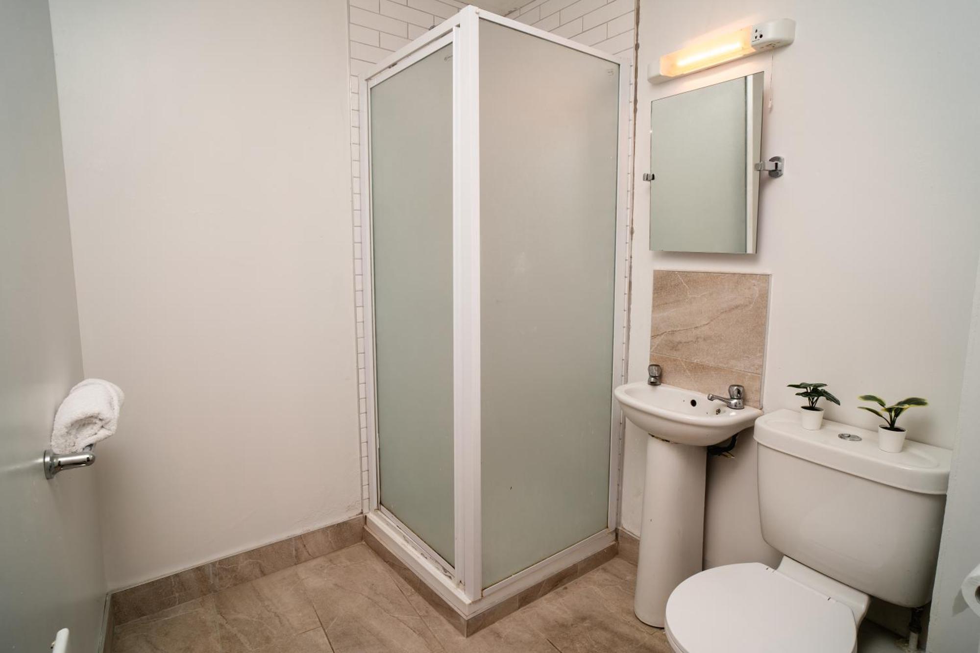 Central Apartment In Belfast City Centre 외부 사진