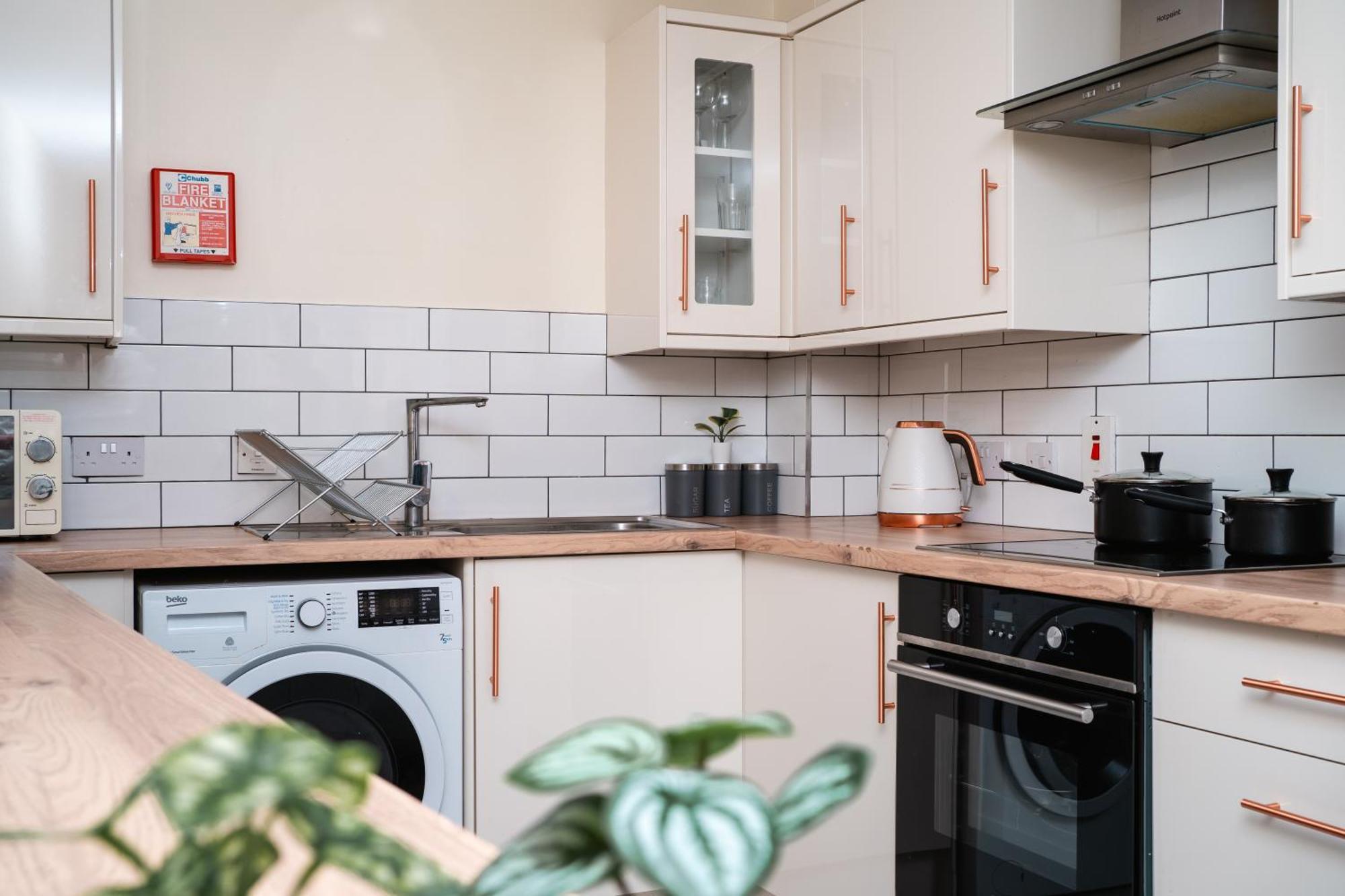 Central Apartment In Belfast City Centre 외부 사진